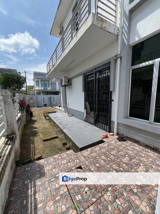 Cheapest & Well Maintained, Renovated, Double Storey Cluster House Bandar Saujana Putera, Selangor, Kuala Langat