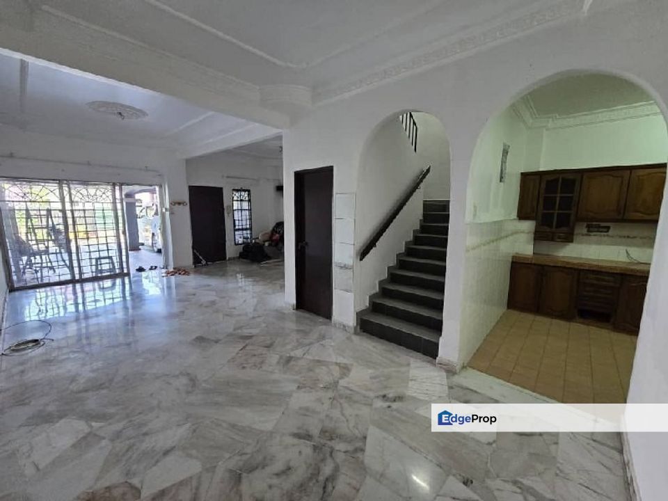 Full Loan, Low Deposit, Renovated Unit, Highly Negotiable Double Storey Taman Seri Delek, Selangor, Klang