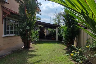 Bungalow Pinggiran Rahman Putra,Sg. Buloh