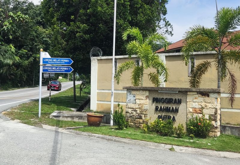 Bungalow Pinggiran Rahman Putra,Sg. Buloh