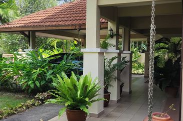 Bungalow Pinggiran Rahman Putra,Sg. Buloh