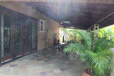 Bungalow Pinggiran Rahman Putra,Sg. Buloh