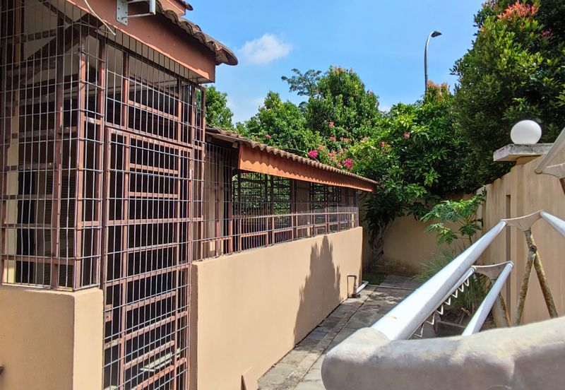 Bungalow Pinggiran Rahman Putra,Sg. Buloh