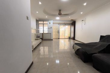 Jalan Uranus U5/128D