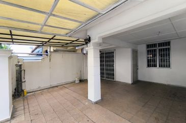 Jalan Uranus U5/128D