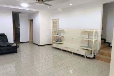 Jalan Uranus U5/128D