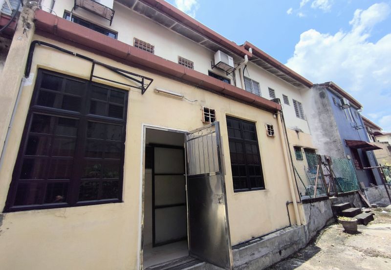 Jalan Uranus U5/128D