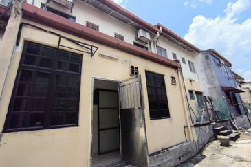 Jalan Uranus U5/128D