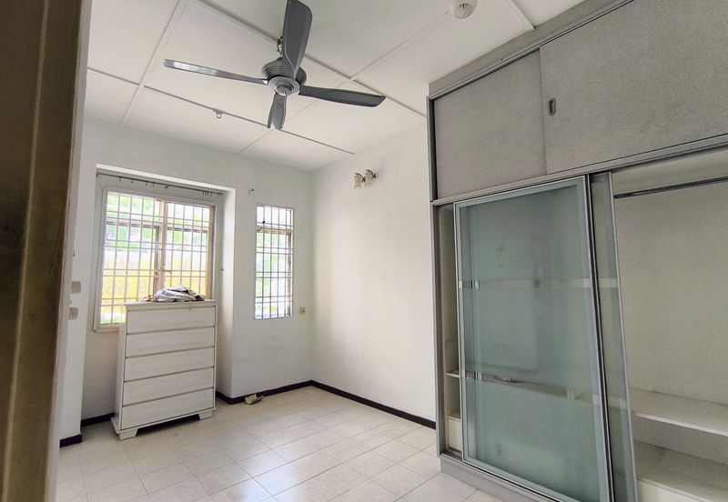 Jalan Uranus U5/128D