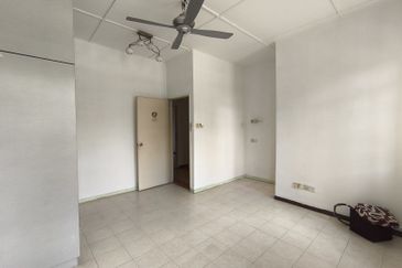 Jalan Uranus U5/128D