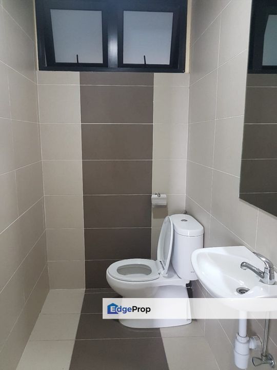 UNTUK DIJUAL: KONDOMINIUM DI JALAN TERATAI, GLOMAC CENTRO, Selangor, Kayu Ara