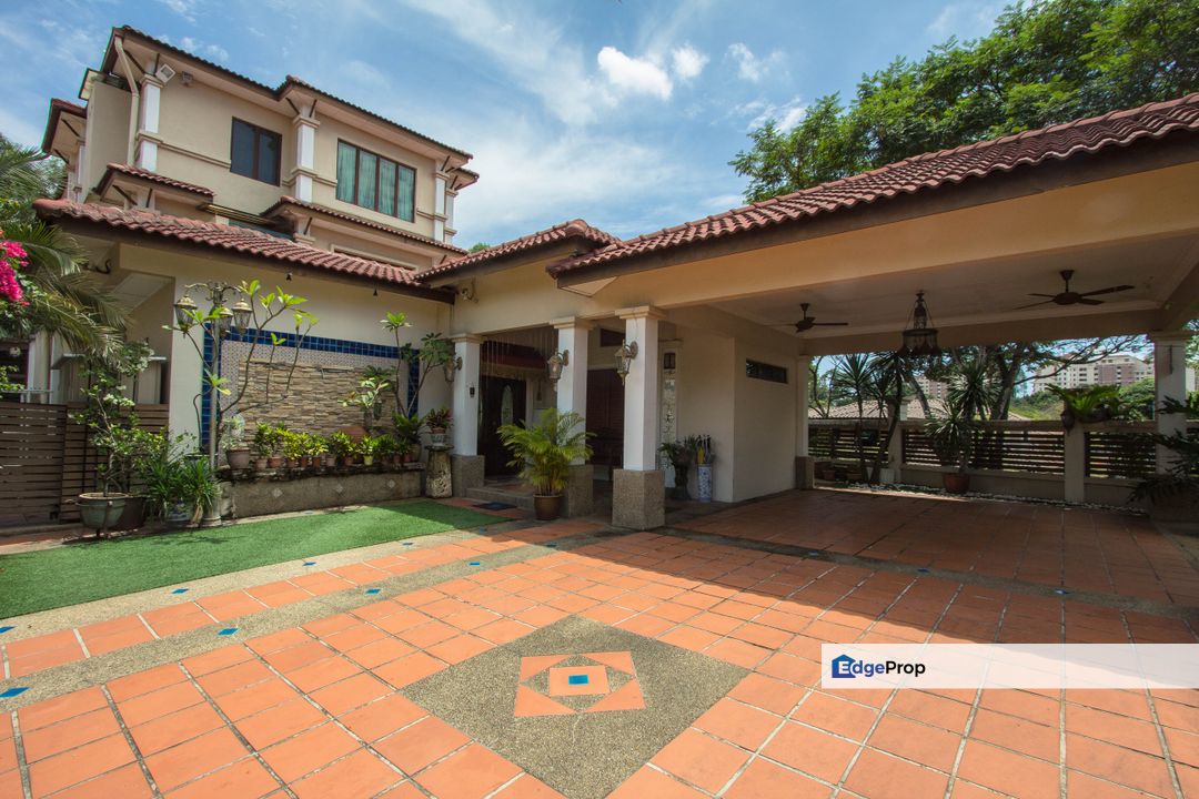 Exclusive 3-Storey Director’s Lot Bungalow @ Villa Damansara, Selangor, Kota Damansara