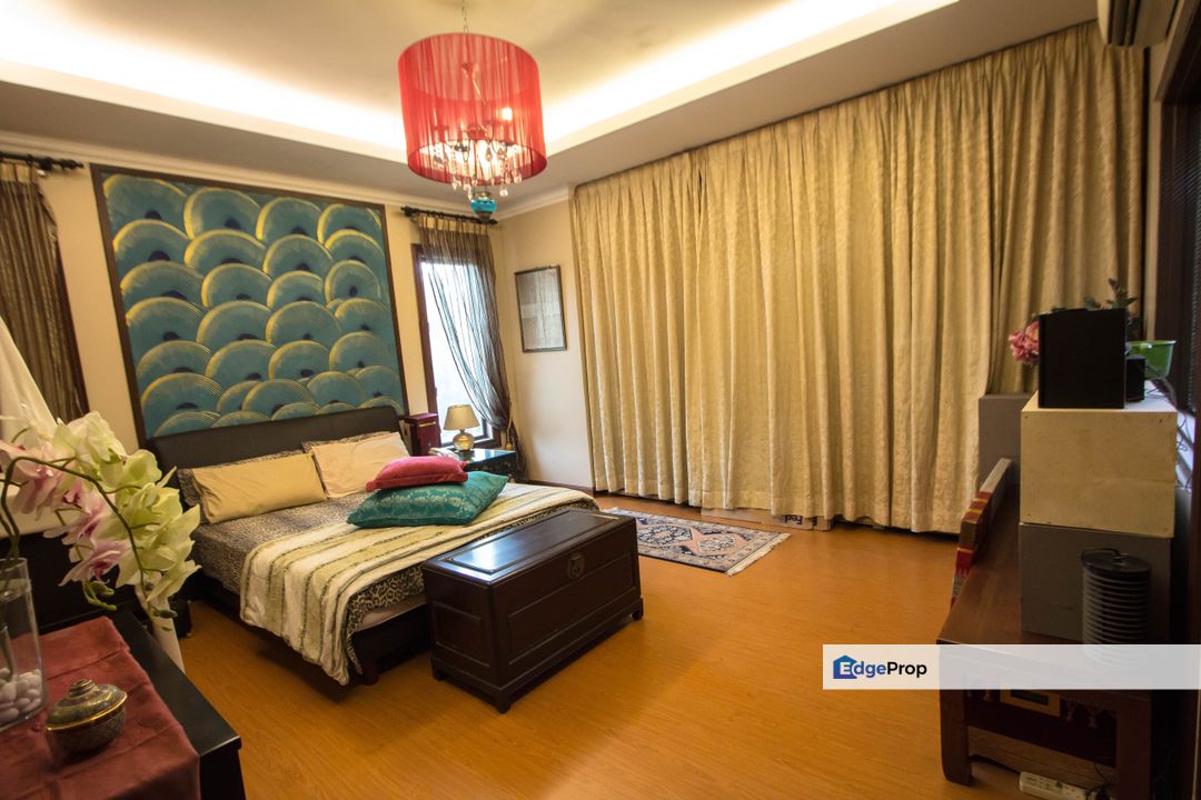 Exclusive 3-Storey Director’s Lot Bungalow @ Villa Damansara, Selangor, Kota Damansara