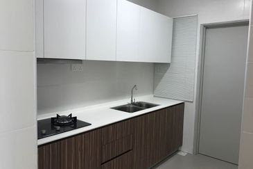 Seasons Luxury Apartments @ Amara Larkin