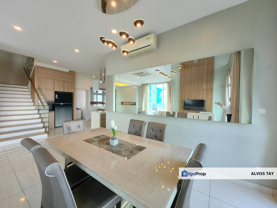 🏡 Twin Galaxy Penthouse  🏡 ( Type G - Double Storey  ) 4+2 Bedroom 5 Bathroom , Johor, Johor Bahru