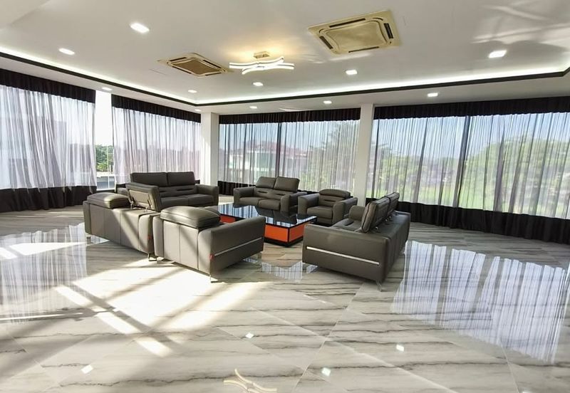 The Country Residency, Seri Alam /  Jalan Rimba X , Bandar Seri Alam  /  Double Storey Bungalow House 