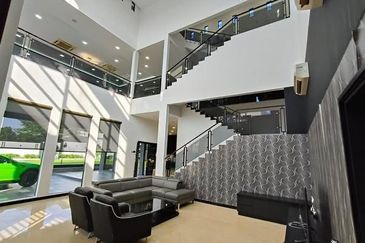 The Country Residency, Seri Alam /  Jalan Rimba X , Bandar Seri Alam  /  Double Storey Bungalow House 