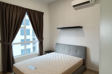 The Pinnacles (Pinnacle Tower)