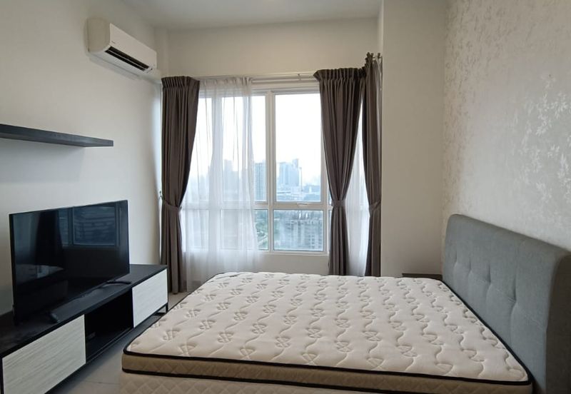 The Pinnacles (Pinnacle Tower)