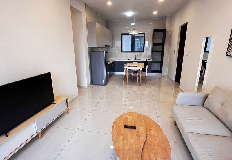 Baypoint @ Country Garden Danga Bay