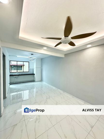🔥☘️ 稀有货! Skudai 皇后一楼全装修美美Flat， 2间房间1间厕所 ☘️🔥 🏡 Flat Block 67 02-XX,Jalan hulubalang 3 Taman Ungku Tun Aminah, Johor, Johor Bahru