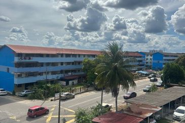 Flat Taman Ungku Tun Aminah