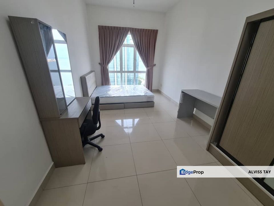  Skysuites @ Meldrum Hills  / Town Area / Near CIQ / 2 Bedroom / For Sale , Johor, Johor Bahru