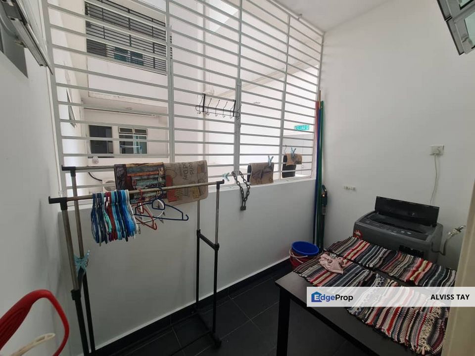  Skysuites @ Meldrum Hills  / Town Area / Near CIQ / 2 Bedroom / For Sale , Johor, Johor Bahru