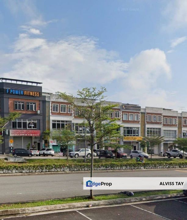 Taman Nusa Sentral / 3 Storey End Lot / Facing Main road / Unblock view /  For Sale, Johor, 