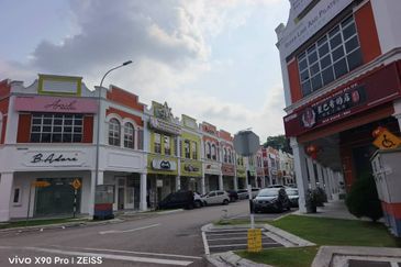 Taman Austin Heights