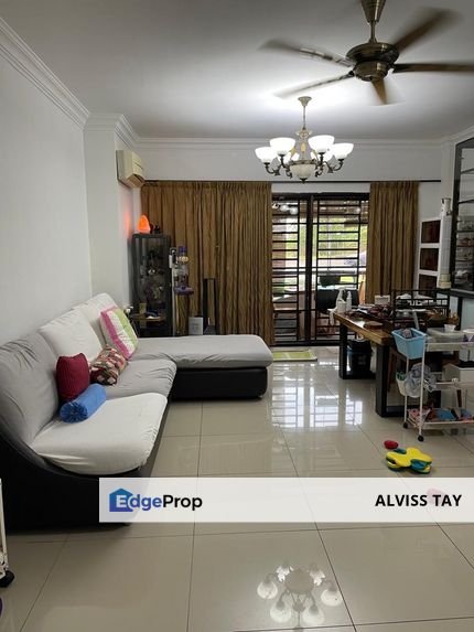  Seri Mutiara Apartment @ Seri Alam  / 3 Bedroom / For Sale , Johor, Masai