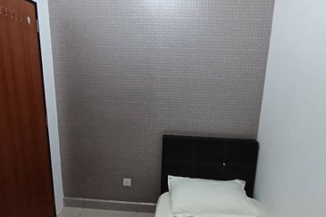 Seasons Luxury Apartments @ Amara Larkin