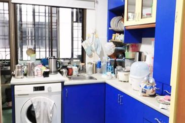 Sri Impian Apartment, Larkin Perdana