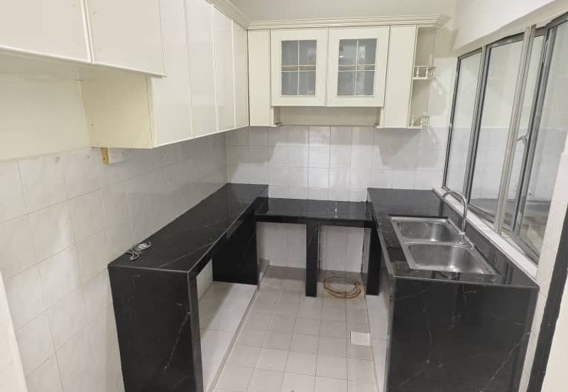 Sri Kenari Apartment