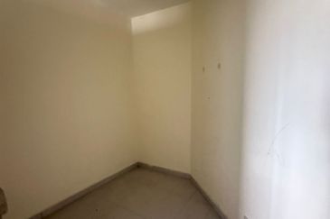 The Straits View, Bandar Baru Permas Jaya