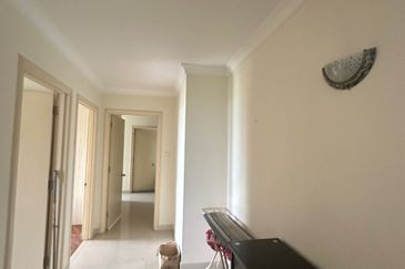 The Straits View, Bandar Baru Permas Jaya