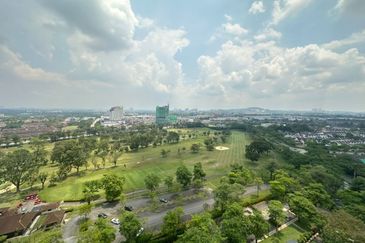 The Straits View, Bandar Baru Permas Jaya