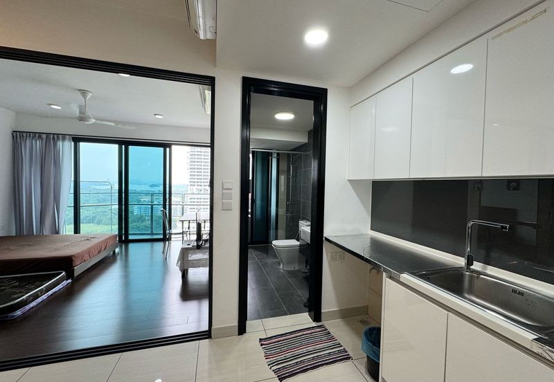 Almas Suites @ Puteri Harbour