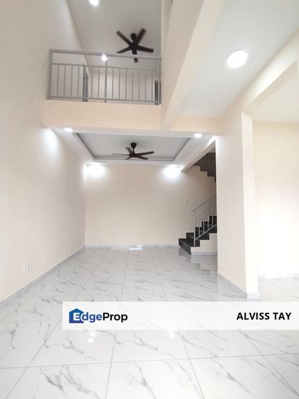  Kulai IoI / Town House/ Fully Renovation / For Sale Jalan merak 1/3 @Bandar Putra, Johor, Kulai