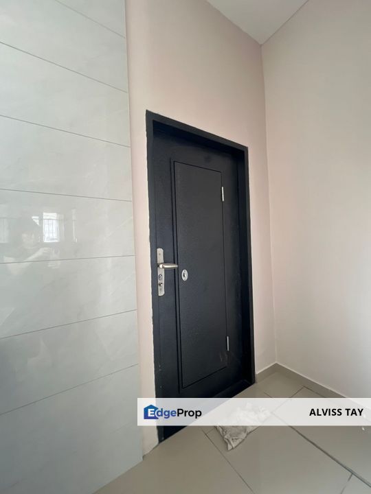 Taman Bukit Jaya / Ulu Tiram/ 1.5 Storey / For Sale , Johor, Ulu Tiram