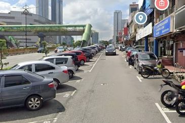 Jalan Harimau Tarum, Taman Century / Double storey shop lot 