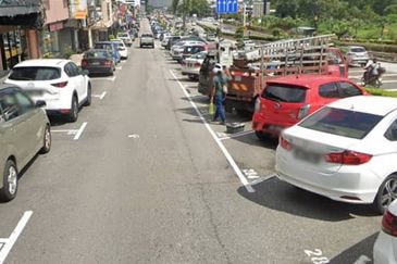 Jalan Harimau Tarum, Taman Century / Double storey shop lot 