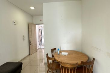 Seasons Luxury Apartments @ Amara Larkin