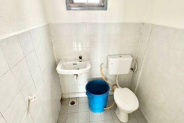 Sri Lanang Flat (Rumah Pangsa Sri Lanang)