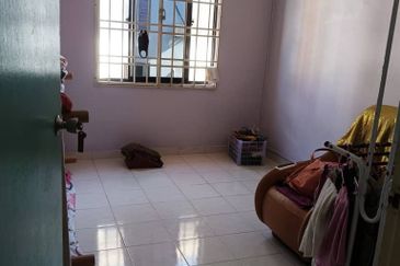 Sri Lanang Flat (Rumah Pangsa Sri Lanang)