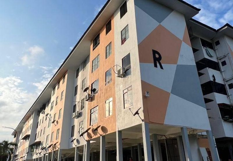 Sri Lanang Flat (Rumah Pangsa Sri Lanang)