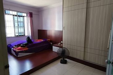 Sri Lanang Flat (Rumah Pangsa Sri Lanang)