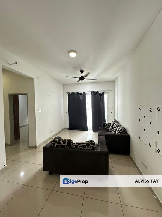  Season Luxury Apartment @ Larkin /  2 Bedroom / Partially Furnished / For Sale , Johor, Johor Bahru