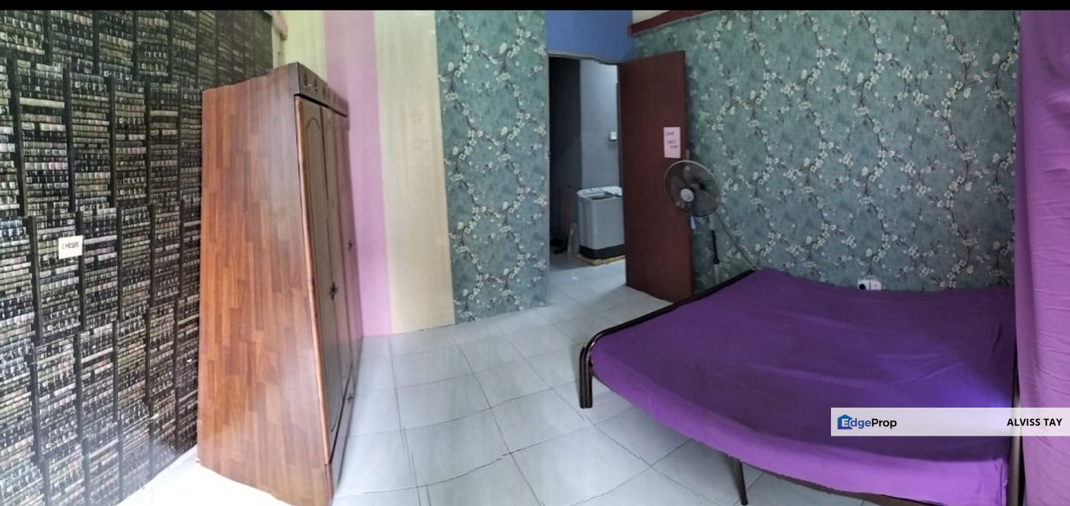  Sri Akasia Apartment @ Tampoi Indah  / 6 Bedroom / For Sale , Johor, Tampoi