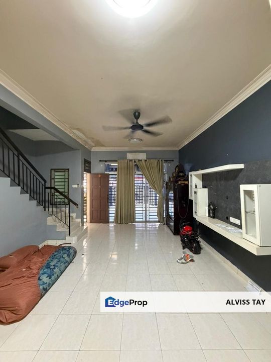 Taman Bestari Indah , Ulu Tiram  顺福花园🍀🔥给你顺顺福福花园完美双层排楼小家庭刚刚好Senai Desaru 近近Highway, Johor, Ulu Tiram